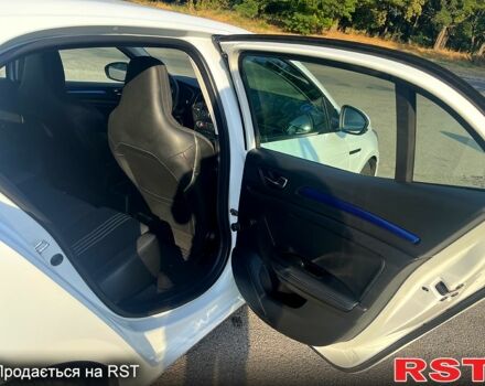 Рено Меган, объемом двигателя 1.5 л и пробегом 241 тыс. км за 10000 $, фото 5 на Automoto.ua