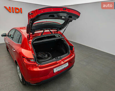 Рено Меган, объемом двигателя 1.6 л и пробегом 98 тыс. км за 12052 $, фото 7 на Automoto.ua