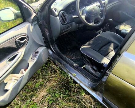 Рено Меган, об'ємом двигуна 1.6 л та пробігом 0 тис. км за 1500 $, фото 9 на Automoto.ua