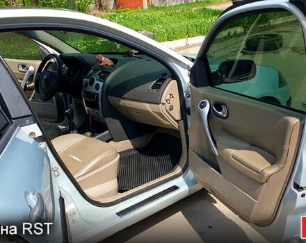 Рено Меган 2004 в Харькове на Automoto.ua Рено Меган, объемом двигателя 2 л и пробегом 295 тыс. км за 4000 $, фото 10 на Automoto.ua