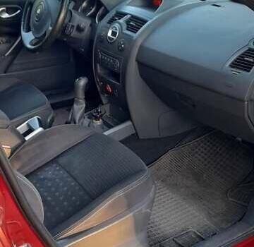 Рено Меган, объемом двигателя 1.6 л и пробегом 254 тыс. км за 4950 $, фото 15 на Automoto.ua