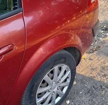 Рено Меган, объемом двигателя 1.6 л и пробегом 254 тыс. км за 4950 $, фото 4 на Automoto.ua