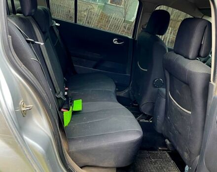 Рено Меган 2005 в Шаргороде на Automoto.ua Рено Меган, объемом двигателя 15 л и пробегом 335 тыс. км за 3200 $, фото 1 на Automoto.ua