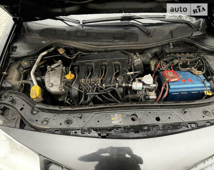 Рено Меган, объемом двигателя 1.6 л и пробегом 300 тыс. км за 4250 $, фото 6 на Automoto.ua