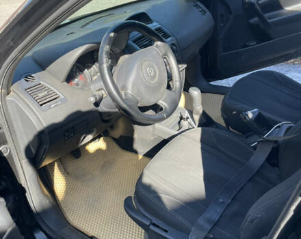 Рено Меган, объемом двигателя 1.4 л и пробегом 274 тыс. км за 4300 $, фото 6 на Automoto.ua