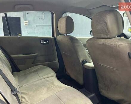 Рено Меган, объемом двигателя 1.6 л и пробегом 179 тыс. км за 5500 $, фото 12 на Automoto.ua