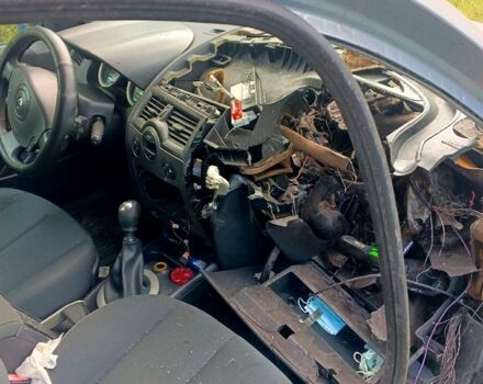 Рено Меган, объемом двигателя 2 л и пробегом 235 тыс. км за 1800 $, фото 1 на Automoto.ua