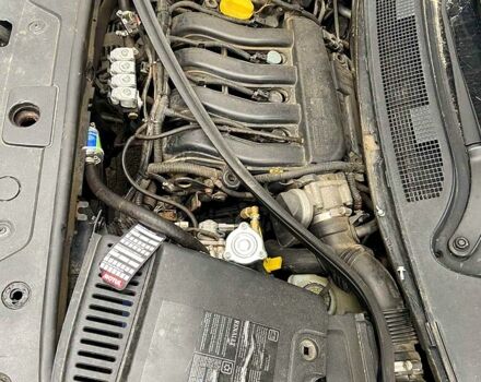 Рено Меган, объемом двигателя 1.6 л и пробегом 290 тыс. км за 2600 $, фото 3 на Automoto.ua