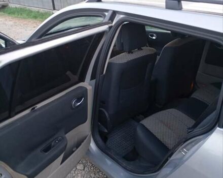 Рено Меган, объемом двигателя 1.6 л и пробегом 517 тыс. км за 3750 $, фото 20 на Automoto.ua