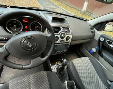 Рено Меган, объемом двигателя 1.6 л и пробегом 360 тыс. км за 2600 $, фото 3 на Automoto.ua