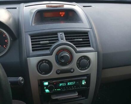 Рено Меган, объемом двигателя 1.6 л и пробегом 517 тыс. км за 3750 $, фото 22 на Automoto.ua