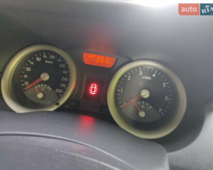 Рено Меган, объемом двигателя 1.6 л и пробегом 207 тыс. км за 5300 $, фото 16 на Automoto.ua