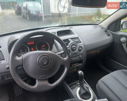 Рено Меган, объемом двигателя 1.6 л и пробегом 121 тыс. км за 4450 $, фото 9 на Automoto.ua