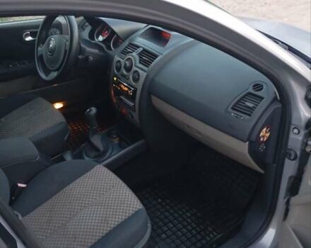 Рено Меган, объемом двигателя 1.6 л и пробегом 517 тыс. км за 3750 $, фото 9 на Automoto.ua