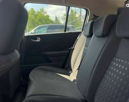 Рено Меган, об'ємом двигуна 1.6 л та пробігом 293 тис. км за 4500 $, фото 20 на Automoto.ua