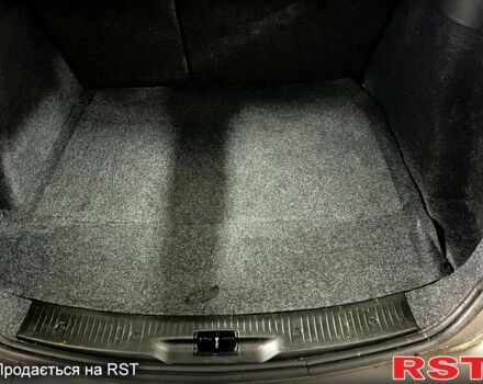 Рено Меган, объемом двигателя 1.6 л и пробегом 218 тыс. км за 5300 $, фото 8 на Automoto.ua