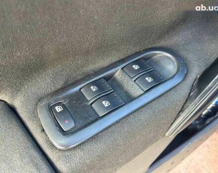 Рено Меган, объемом двигателя 1.5 л и пробегом 330 тыс. км за 4990 $, фото 14 на Automoto.ua