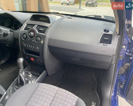 Рено Меган, об'ємом двигуна 1.6 л та пробігом 195 тис. км за 5400 $, фото 51 на Automoto.ua