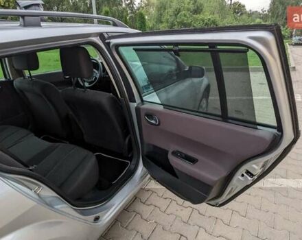 Рено Меган, объемом двигателя 1.6 л и пробегом 214 тыс. км за 4999 $, фото 15 на Automoto.ua