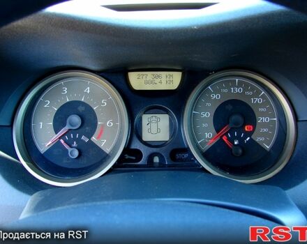 Рено Меган, объемом двигателя 1.6 л и пробегом 276 тыс. км за 5300 $, фото 6 на Automoto.ua
