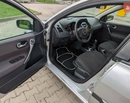 Рено Меган, объемом двигателя 1.6 л и пробегом 214 тыс. км за 4999 $, фото 9 на Automoto.ua