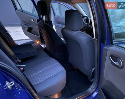 Рено Меган, объемом двигателя 1.6 л и пробегом 195 тыс. км за 5400 $, фото 12 на Automoto.ua
