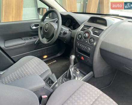 Рено Меган, об'ємом двигуна 1.6 л та пробігом 195 тис. км за 5400 $, фото 50 на Automoto.ua