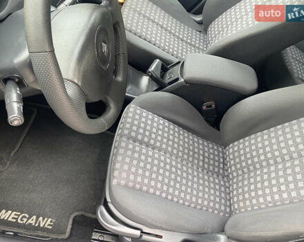 Рено Меган, об'ємом двигуна 1.6 л та пробігом 195 тис. км за 5400 $, фото 26 на Automoto.ua