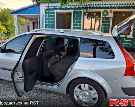 Рено Меган, объемом двигателя 1.6 л и пробегом 225 тыс. км за 4350 $, фото 11 на Automoto.ua