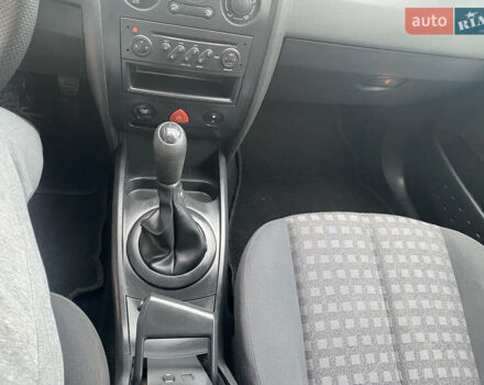 Рено Меган, об'ємом двигуна 1.6 л та пробігом 195 тис. км за 5400 $, фото 82 на Automoto.ua