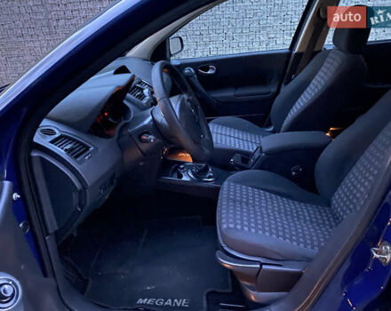Рено Меган, объемом двигателя 1.6 л и пробегом 195 тыс. км за 5400 $, фото 8 на Automoto.ua