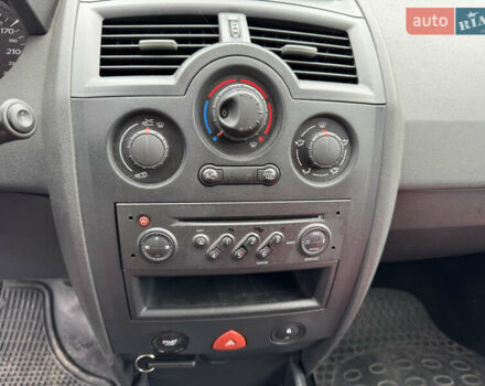 Рено Меган, об'ємом двигуна 1.6 л та пробігом 223 тис. км за 4550 $, фото 11 на Automoto.ua