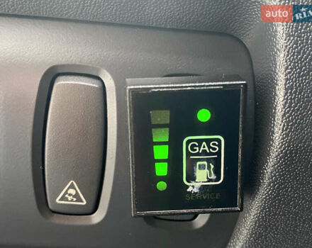 Рено Меган, об'ємом двигуна 1.6 л та пробігом 195 тис. км за 5400 $, фото 38 на Automoto.ua