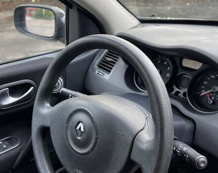 Рено Меган, объемом двигателя 1.6 л и пробегом 199 тыс. км за 5299 $, фото 34 на Automoto.ua
