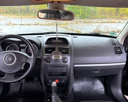 Рено Меган, объемом двигателя 1.6 л и пробегом 210 тыс. км за 6150 $, фото 10 на Automoto.ua