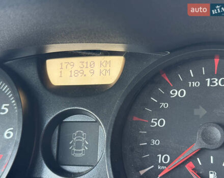 Рено Меган, объемом двигателя 1.6 л и пробегом 179 тыс. км за 5700 $, фото 38 на Automoto.ua