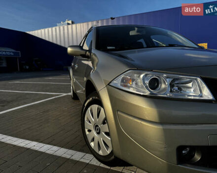 Рено Меган, объемом двигателя 1.6 л и пробегом 283 тыс. км за 5400 $, фото 2 на Automoto.ua