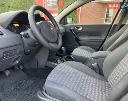 Рено Меган, объемом двигателя 1.6 л и пробегом 179 тыс. км за 5700 $, фото 31 на Automoto.ua