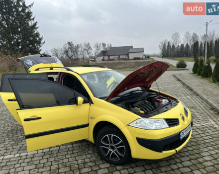Рено Меган, об'ємом двигуна 1.6 л та пробігом 185 тис. км за 4300 $, фото 4 на Automoto.ua