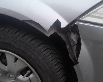 Рено Меган, объемом двигателя 1.5 л и пробегом 330 тыс. км за 4400 $, фото 4 на Automoto.ua