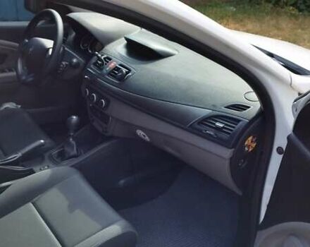Рено Меган, объемом двигателя 1.46 л и пробегом 307 тыс. км за 6600 $, фото 6 на Automoto.ua