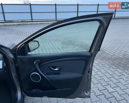 Рено Меган, объемом двигателя 1.4 л и пробегом 154 тыс. км за 6200 $, фото 73 на Automoto.ua