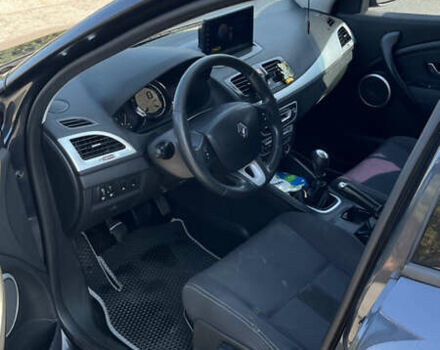 Рено Меган 2009 в Лозовой на Automoto.ua Рено Меган, объемом двигателя 1.5 л и пробегом 301 тыс. км за 7000 $, фото 5 на Automoto.ua
