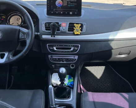 Рено Меган 2009 в Лозовой на Automoto.ua Рено Меган, объемом двигателя 1.5 л и пробегом 301 тыс. км за 7000 $, фото 11 на Automoto.ua