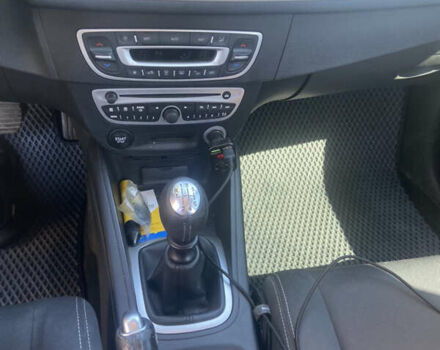 Рено Меган, объемом двигателя 1.46 л и пробегом 247 тыс. км за 7800 $, фото 12 на Automoto.ua