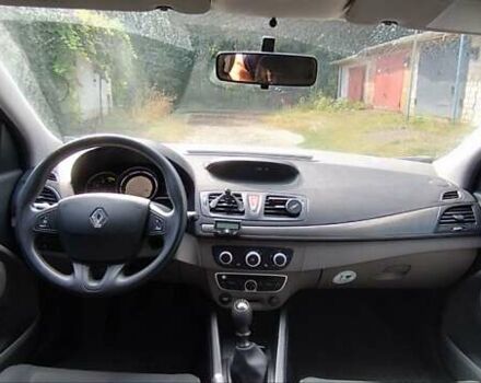 Рено Меган, объемом двигателя 1.46 л и пробегом 307 тыс. км за 6600 $, фото 15 на Automoto.ua