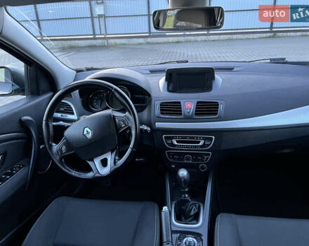 Рено Меган, объемом двигателя 1.4 л и пробегом 154 тыс. км за 6200 $, фото 72 на Automoto.ua