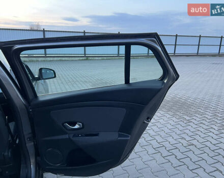 Рено Меган, объемом двигателя 1.4 л и пробегом 154 тыс. км за 6200 $, фото 67 на Automoto.ua