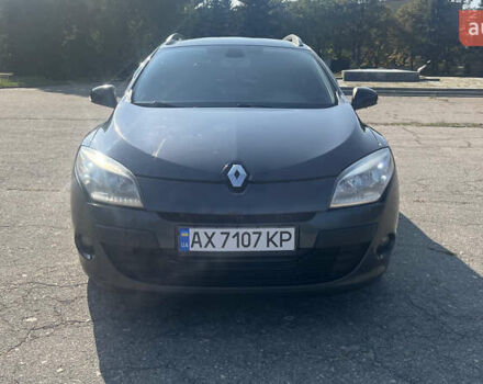 Рено Меган 2009 в Лозовой на Automoto.ua Рено Меган, объемом двигателя 1.5 л и пробегом 301 тыс. км за 7000 $, фото 1 на Automoto.ua