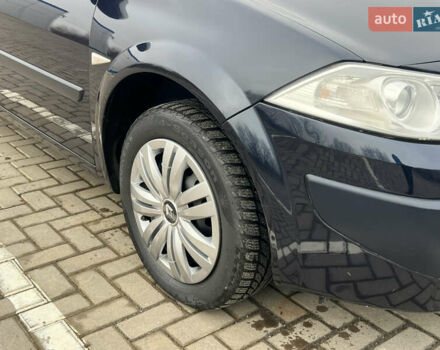 Рено Меган, объемом двигателя 2 л и пробегом 264 тыс. км за 5850 $, фото 13 на Automoto.ua